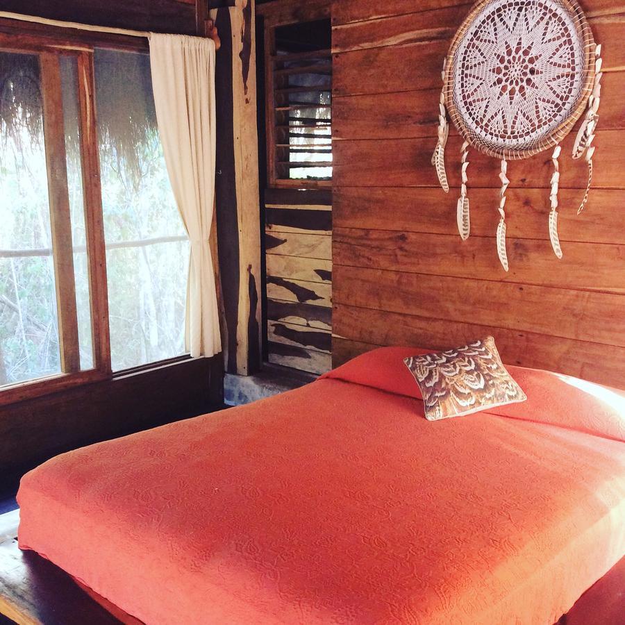 Escarabajo Rojo Bed & Breakfast Tulum Exterior foto