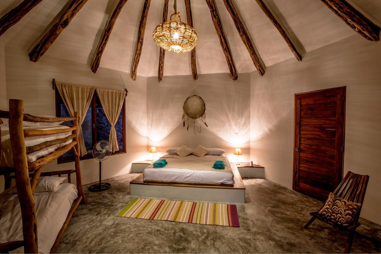 Escarabajo Rojo Bed & Breakfast Tulum Exterior foto